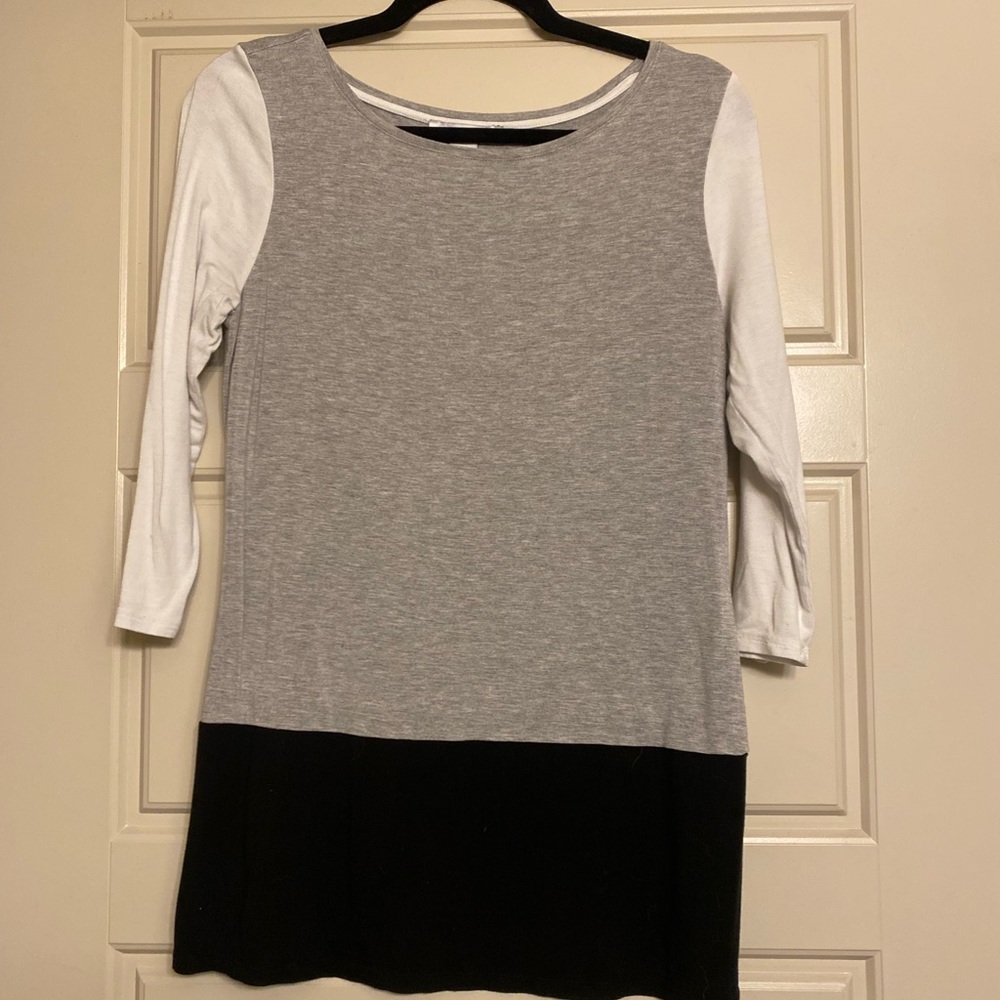 White House Black Market Tee